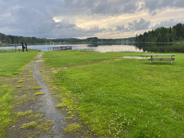 Brygga och bänkbord 