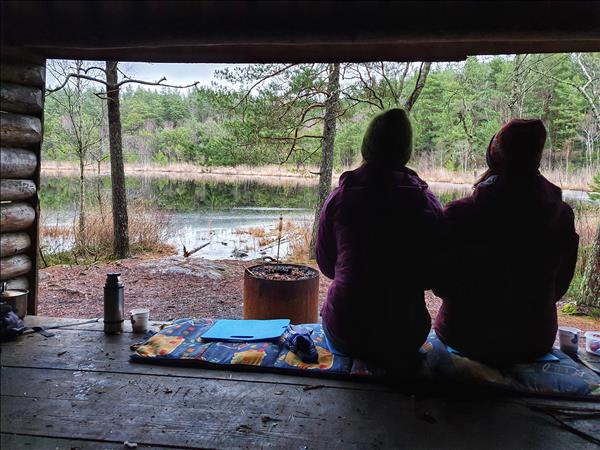 Vinterfika i vindskyddet vid Käringsjön