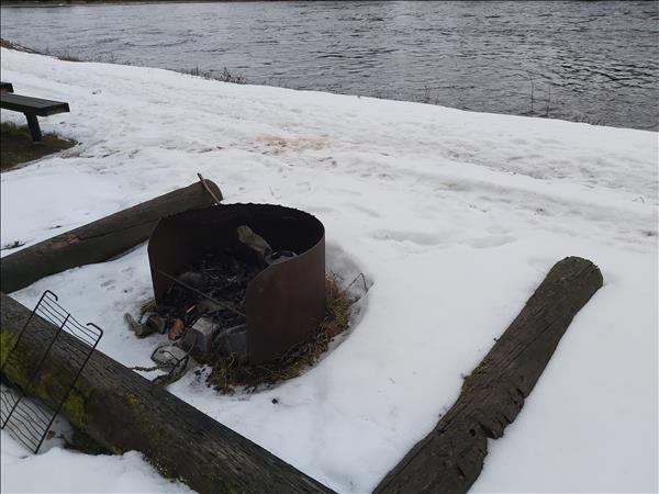 Eldstaden ligger vid strandpromenaden