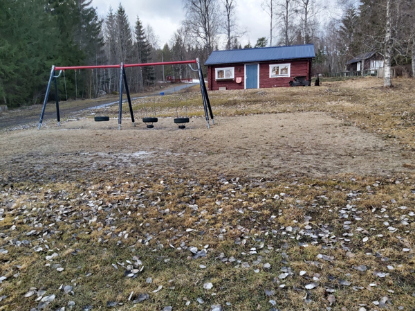 Gungställning vid kiosken